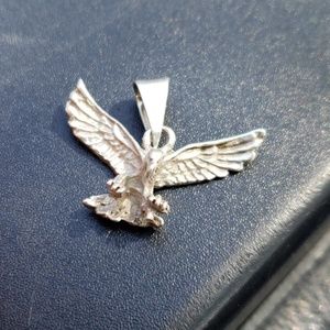 Sterling silver bald eagle pendant 925